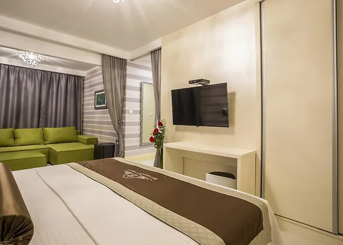 Benedict ゲストハウス 4*